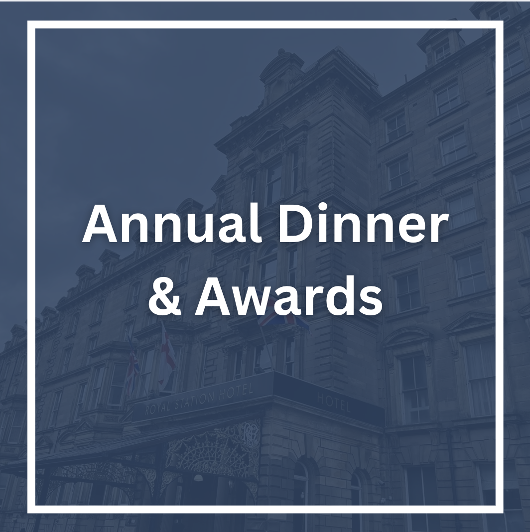 Annual Dinner & Awards<br />
Celebrate with fellow delegates over the Annual Dinner, followed by the award presentations<br />
Included in Full School packages